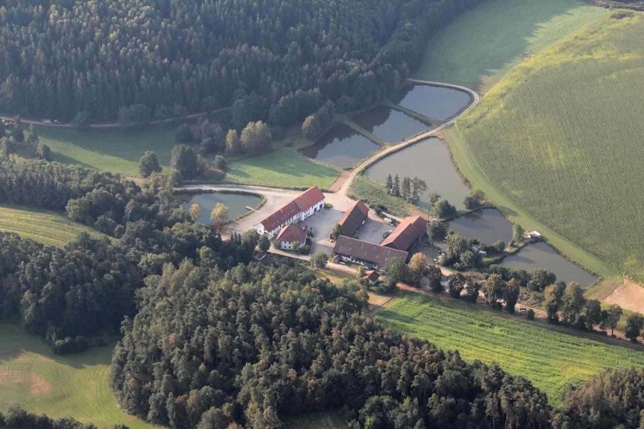 Ferienwohnungen Am Buechlhof Im Oberpfaelzer Seenland 纽保沃姆瓦尔德 外观 照片
